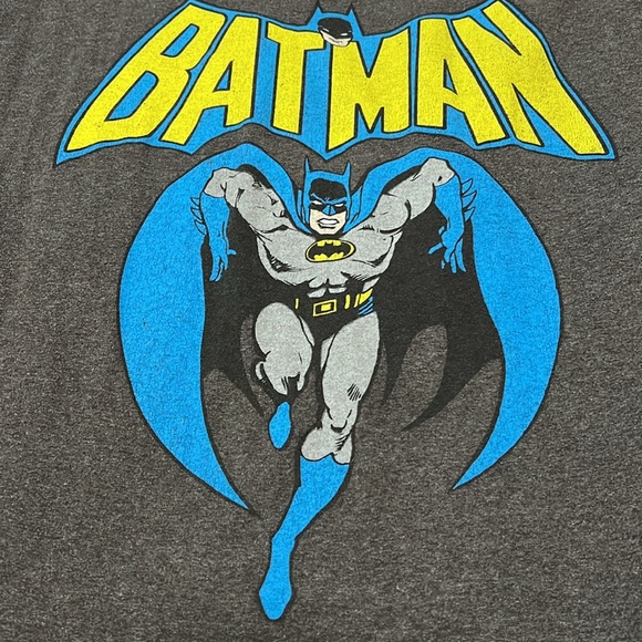 Men’s Batman XL T shirt - Picture 2 of 4